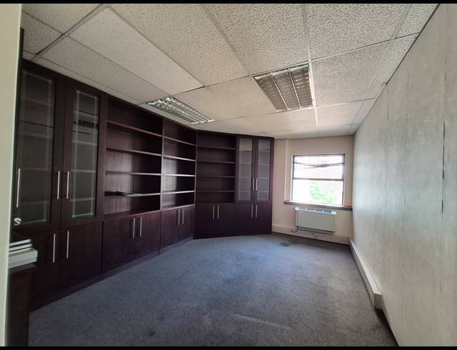 974M² OFFICE TO LET IN SANDTON CENTRAL